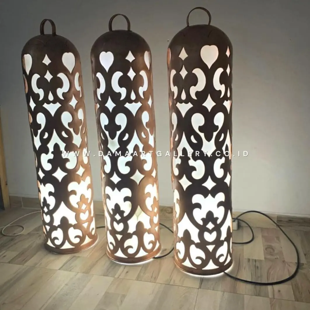 Lampu Taman Tembaga Kuningan